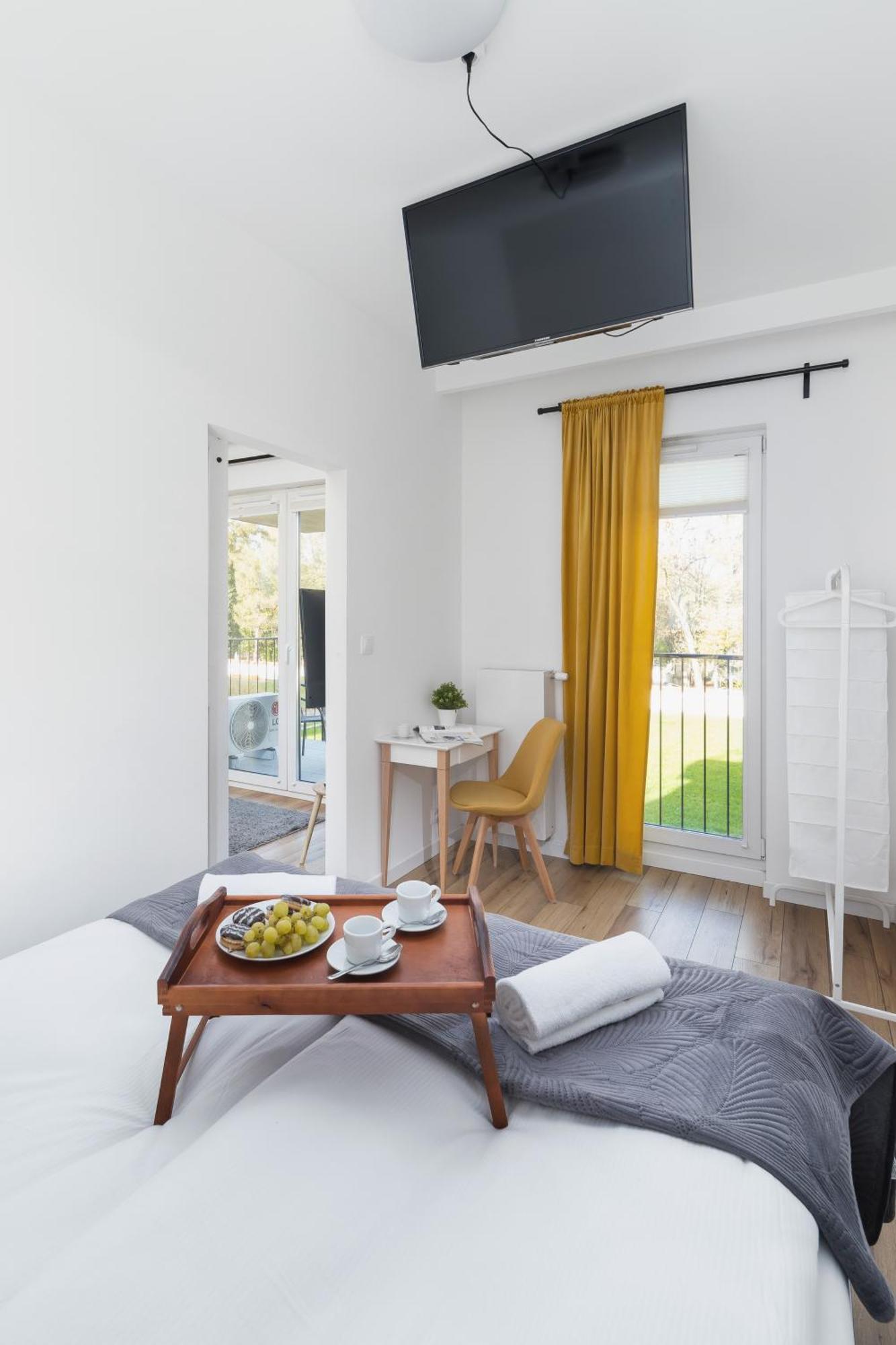Luxurious Apartment Rakowicka Krakow By Renters Prestige Exterior photo